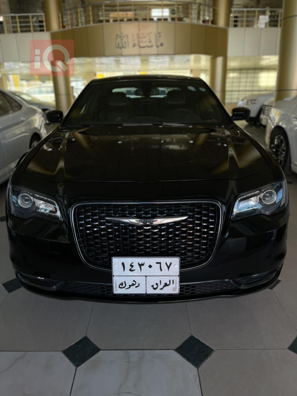 کرایسلەر 300